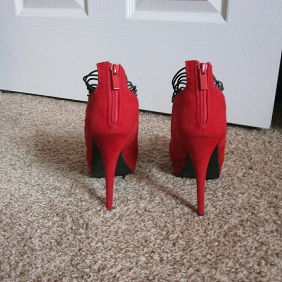 TRADED - Picture 4 of 8